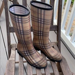 Burberry rain boots